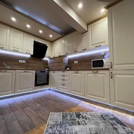 2 Bedroom Luxury In The Supercenter * Burgas City
